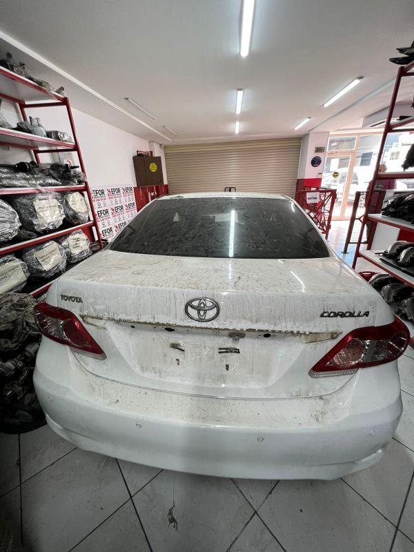 TOYOTA Corolla 2012