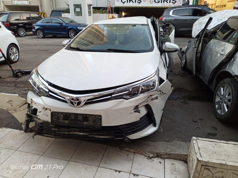 TOYOTA Corolla 2017