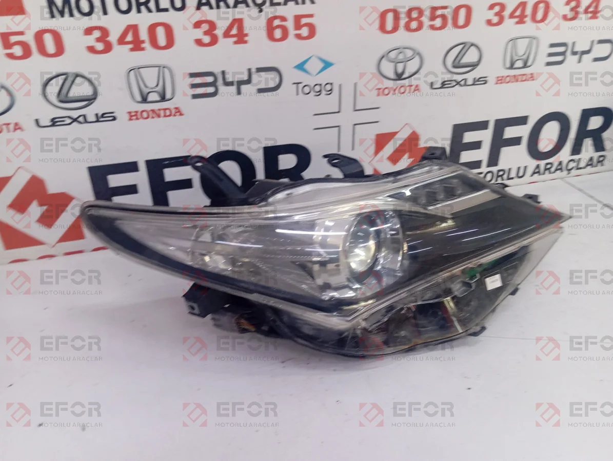 TOYOTA AURIS Far Lambası 2013-2015