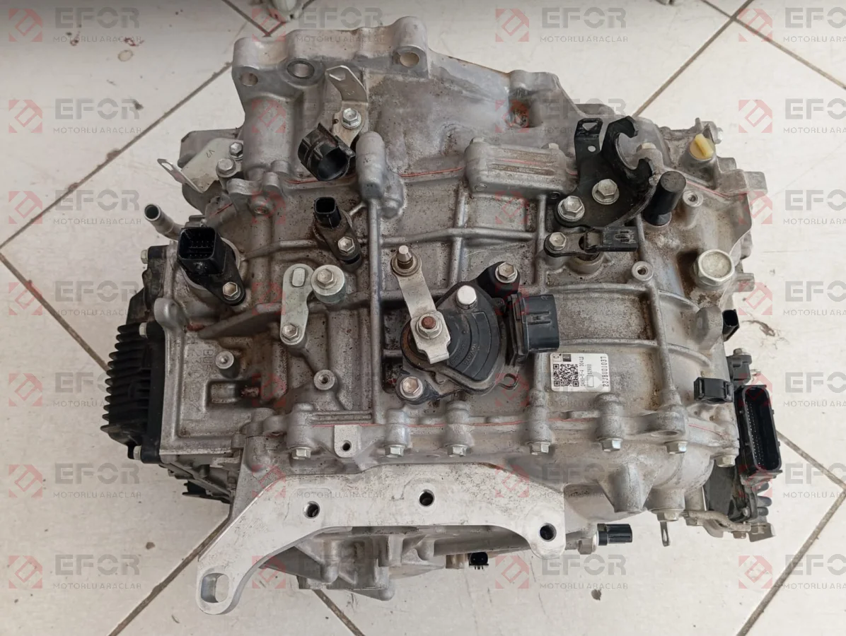 TOYOTA Yaris Cross SANZIMAN 1 5 - - 2021-2026