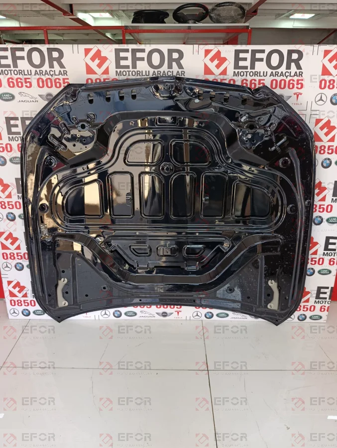 BMW 5 Serisi Motor Kaputu