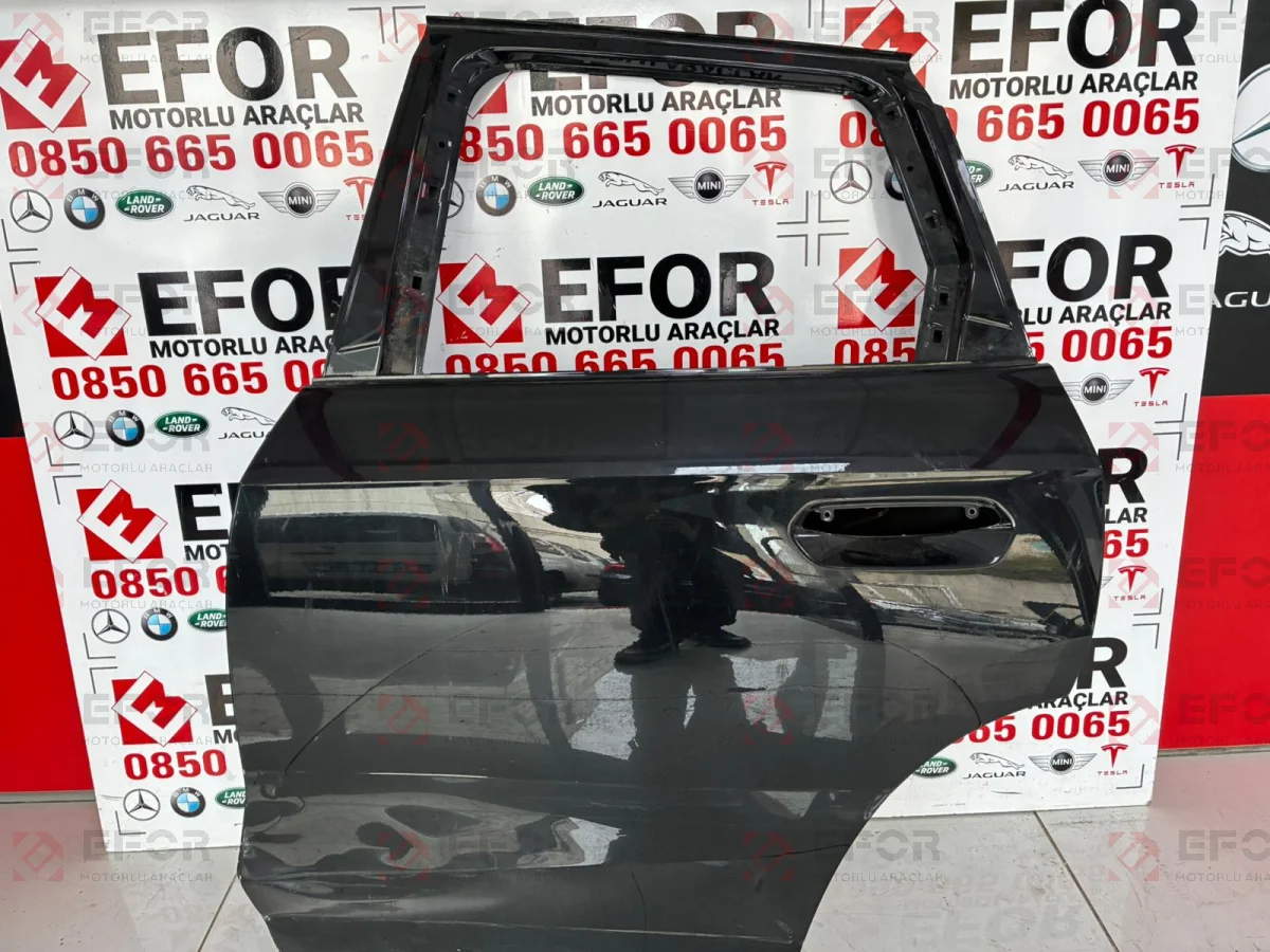 BMW X1 Arka Kapı