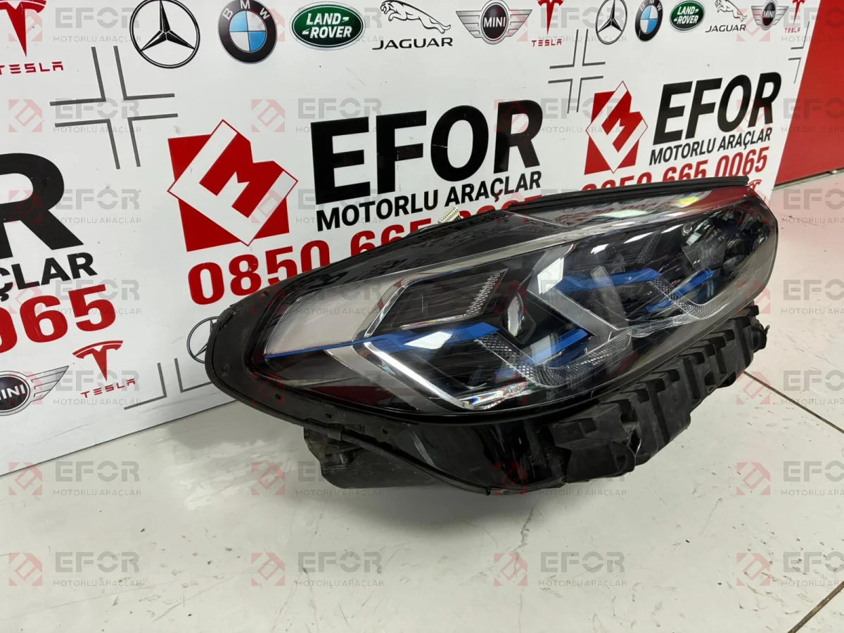 BMW X3 Sağ Ön Far Lambası