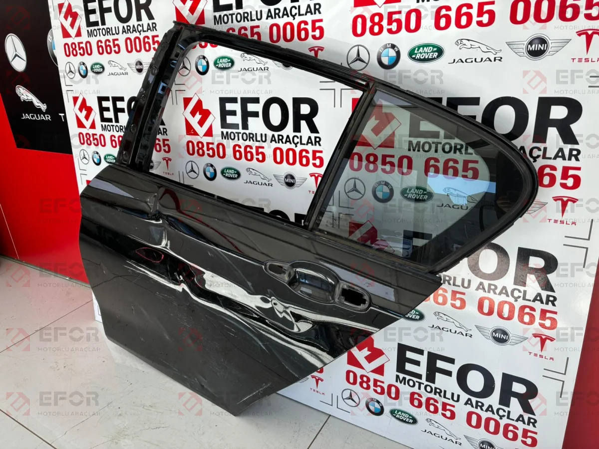 BMW 1 Serisi Arka Kapı