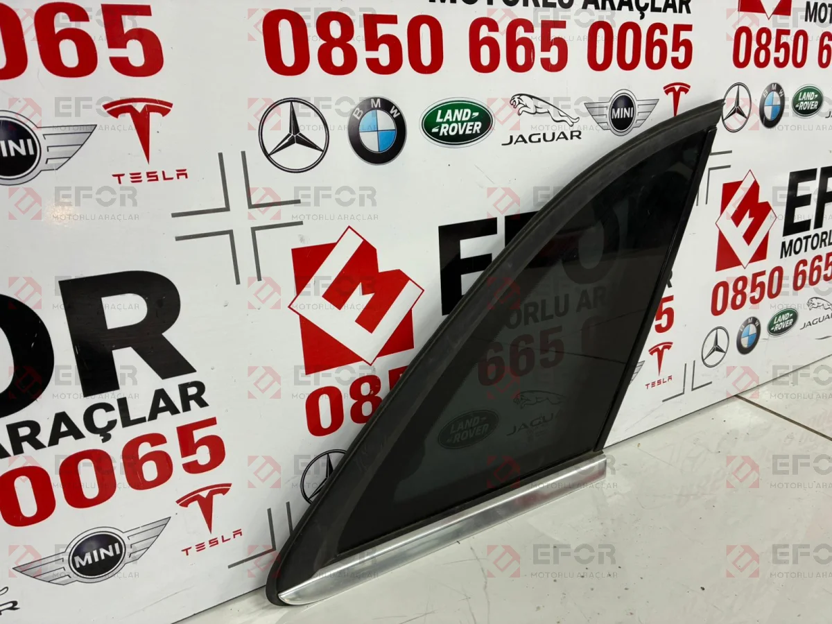 MERCEDES BENZ B Serisi Arka Kapı