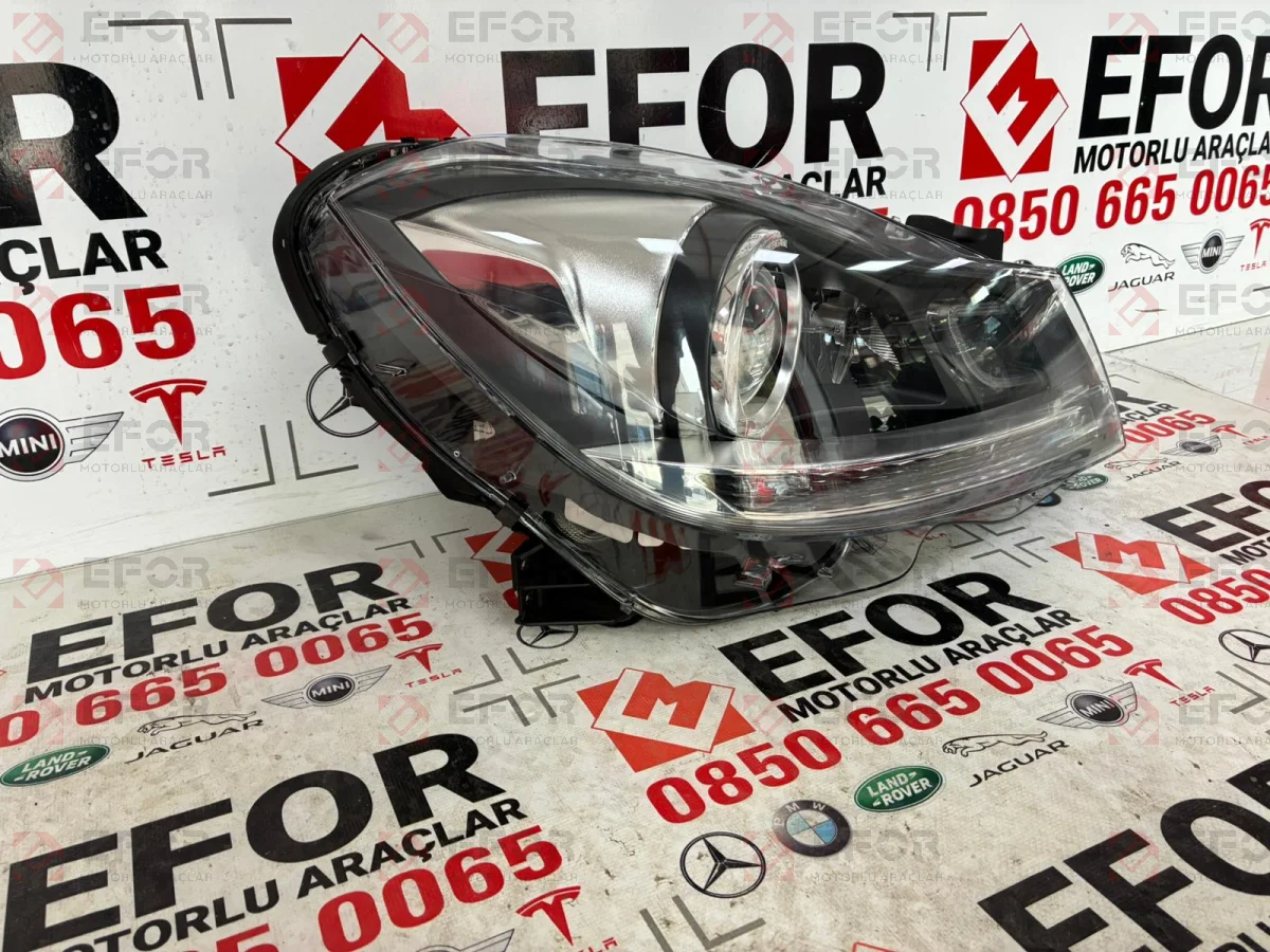 MERCEDES BENZ C Serisi Sağ Ön Far Lambası
