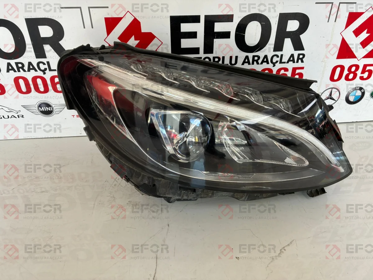 MERCEDES BENZ C Serisi Sağ Ön Far Lambası