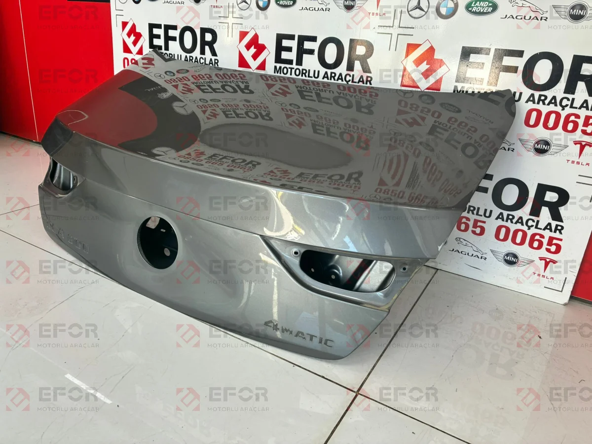 MERCEDES BENZ CLA Bagaj Kapağı