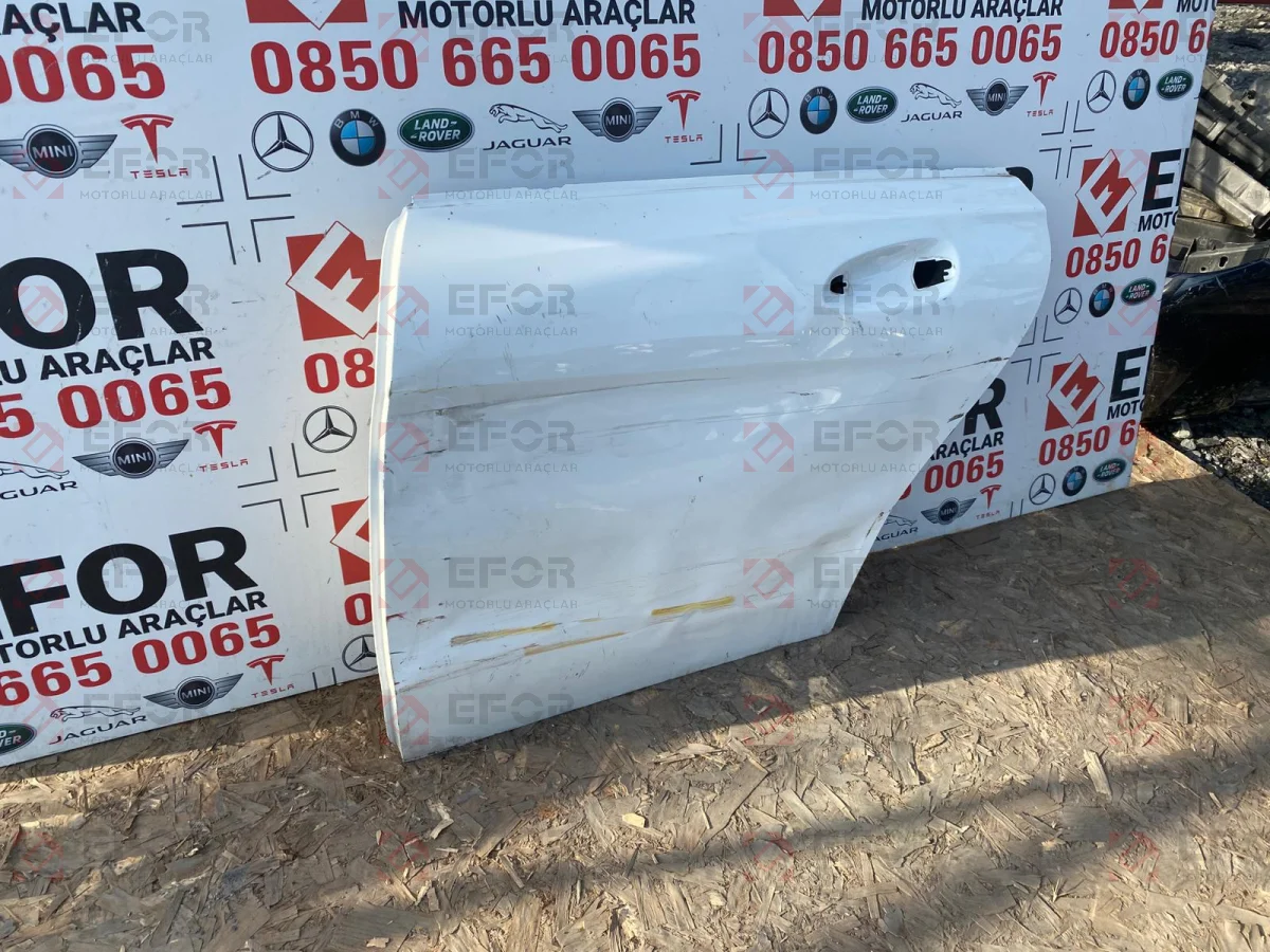 MERCEDES BENZ CLA Sol Arka Ön Kapı