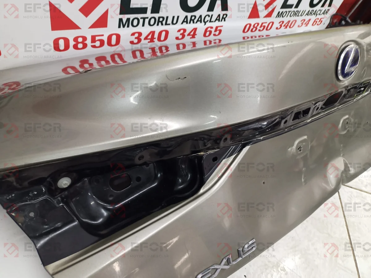 LEXUS ES Bagaj Kapağı