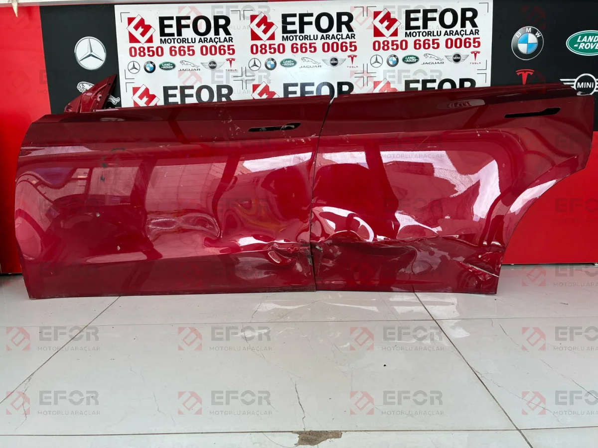 TESLA Model Y Ön Kapı