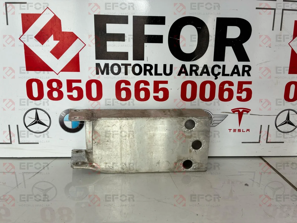 MERCEDES BENZ CLA Arka Tampon Demiri