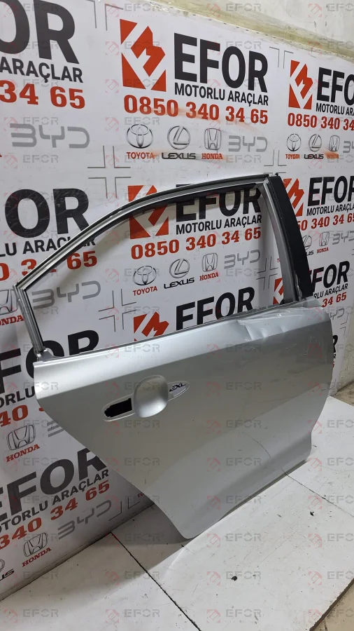 TOYOTA Corolla SAĞ ARKA KAPI 19-245 - 
