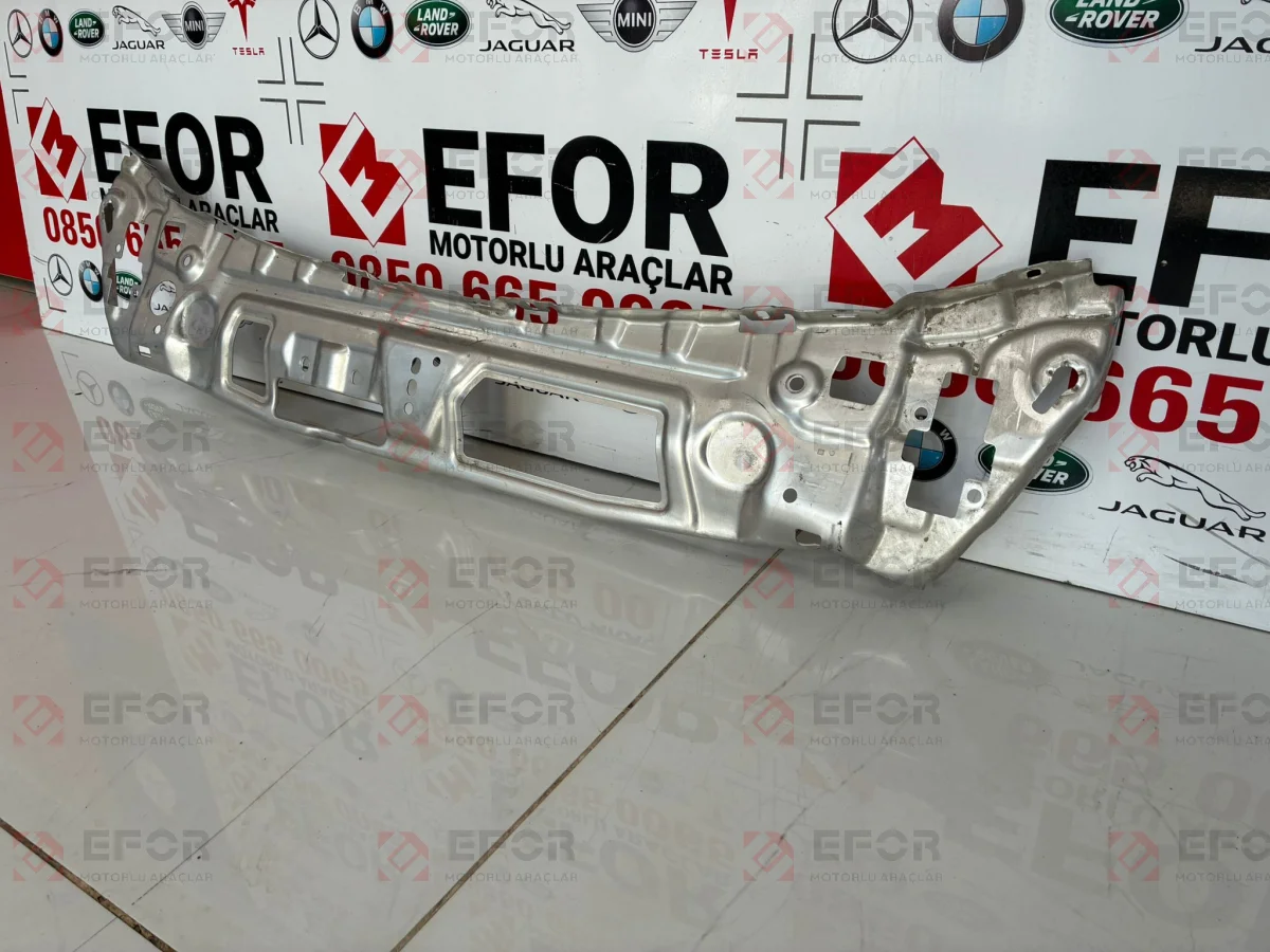 MERCEDES BENZ E Serisi Ön Panel