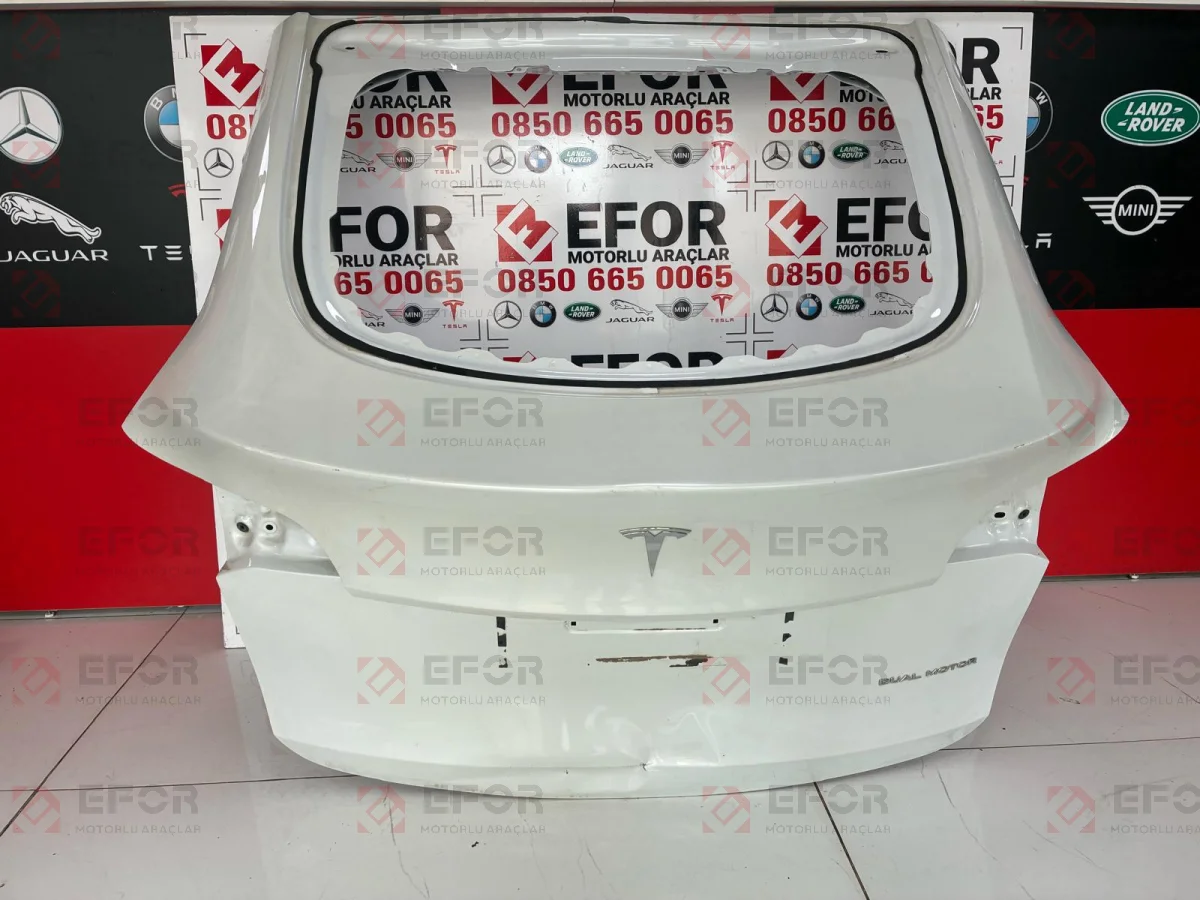 TESLA Model Y Arka Bagaj Kapağı