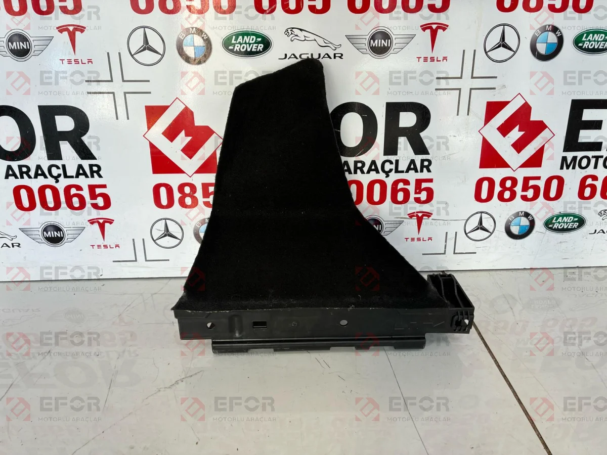 TESLA Model Y Sol Arka Bagaj Kapağı