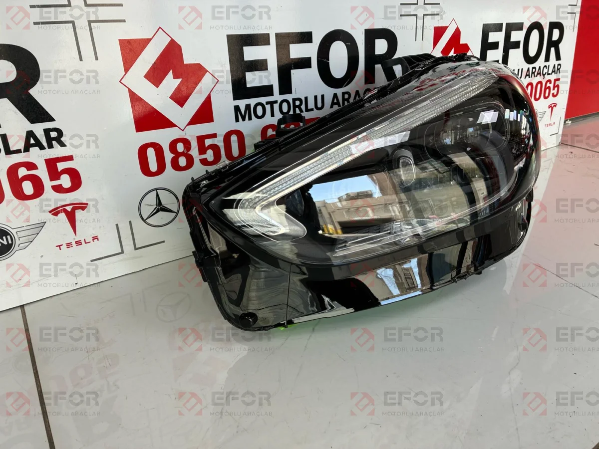 MERCEDES BENZ C Serisi Sol Ön Far Lambası