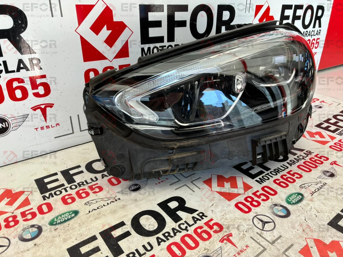 MERCEDES BENZ C Serisi Sol Ön Far Lambası