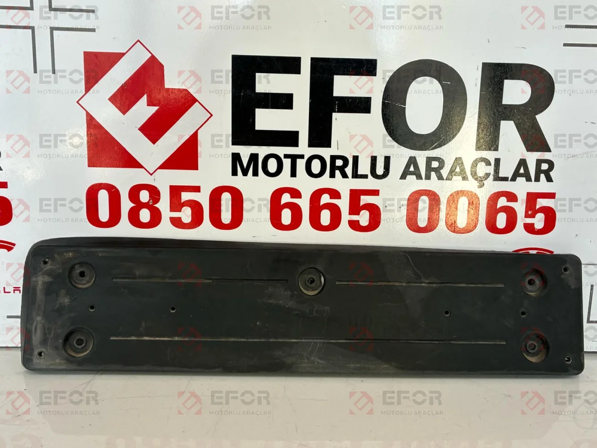 BMW 1 Serisi Plaka Kuşağı