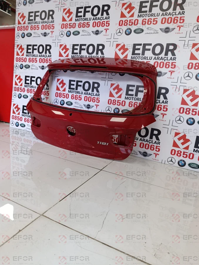 BMW 1 Serisi Bagaj Kapağı