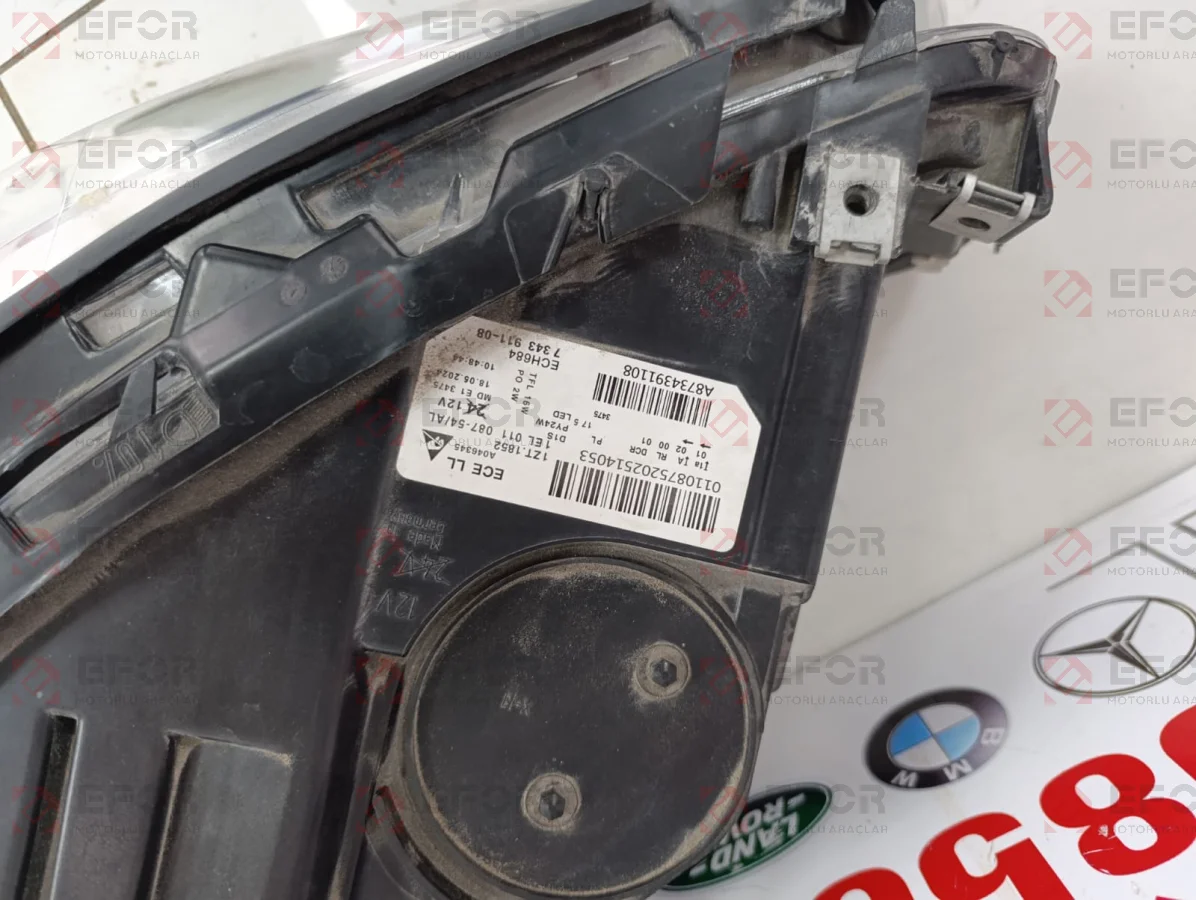 BMW 5 Serisi Far Lambası