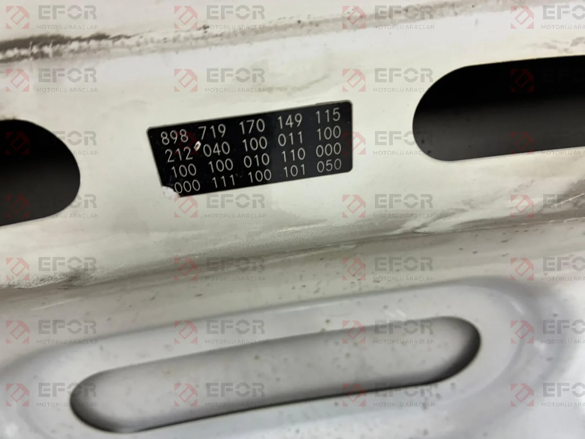 MERCEDES BENZ E Serisi Ön Motor Kaputu