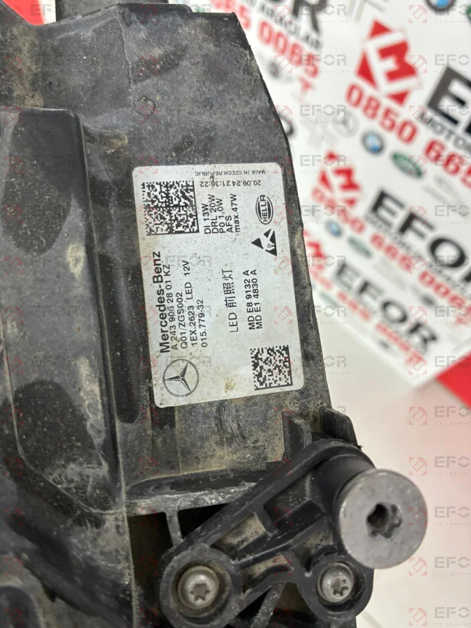 MERCEDES BENZ EQB Sağ Ön Far Lambası