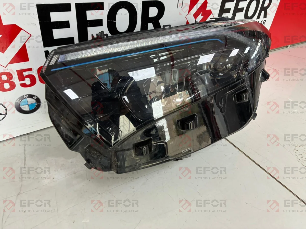 MERCEDES BENZ EQB Sol Ön Far Lambası