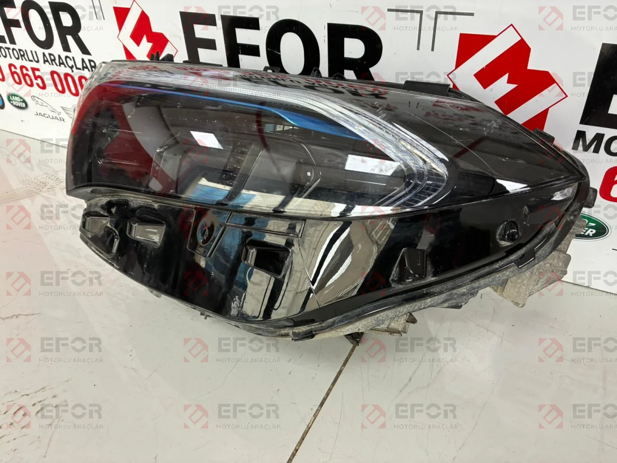 MERCEDES BENZ EQB Sol Ön Far Lambası
