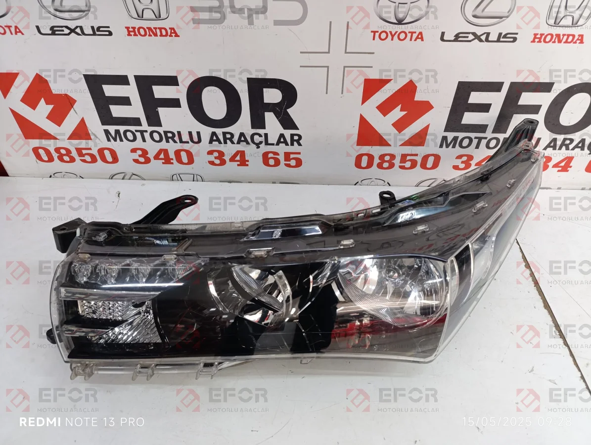 TOYOTA Corolla Sol Far Lambası 2016