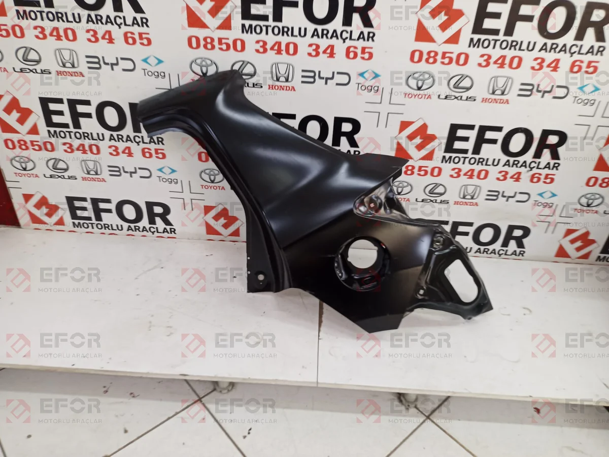 TOYOTA Yaris Arka Çamurluk 2012-2019