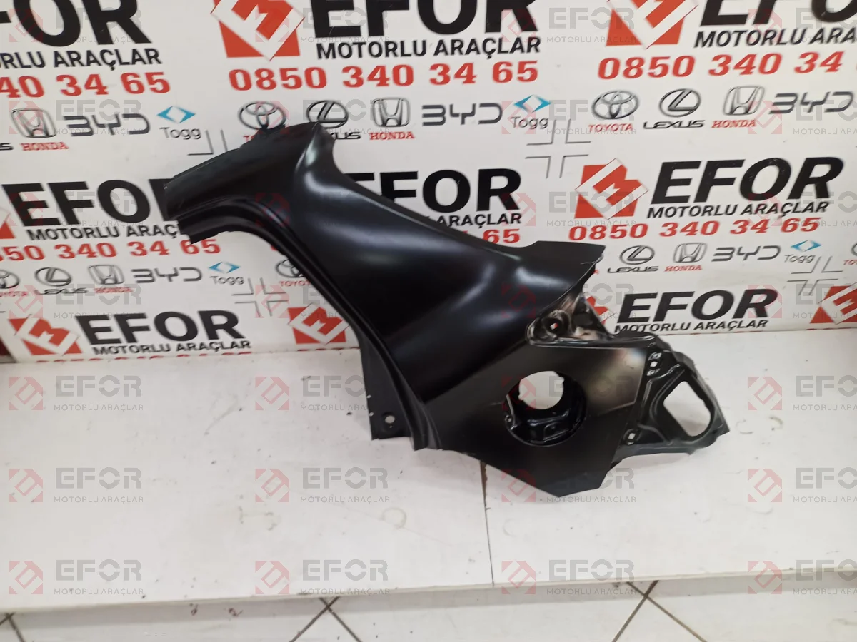 TOYOTA Yaris Arka Çamurluk 2012-2019