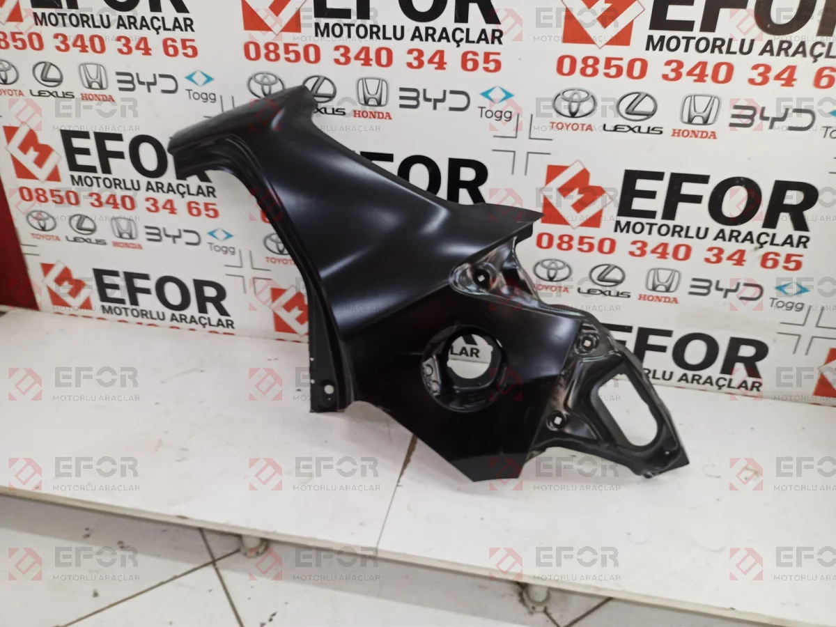 TOYOTA Yaris Arka Çamurluk 2012-2019