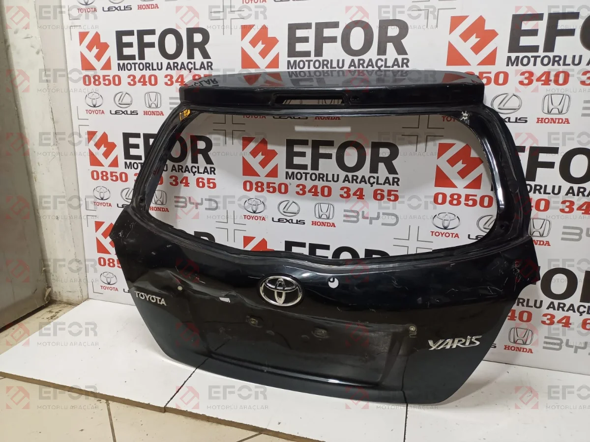 TOYOTA Yaris Bagaj Kapağı 2012