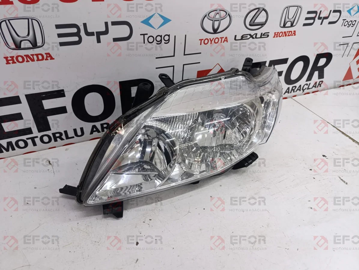 TOYOTA Avensis Ön Kapı 2009