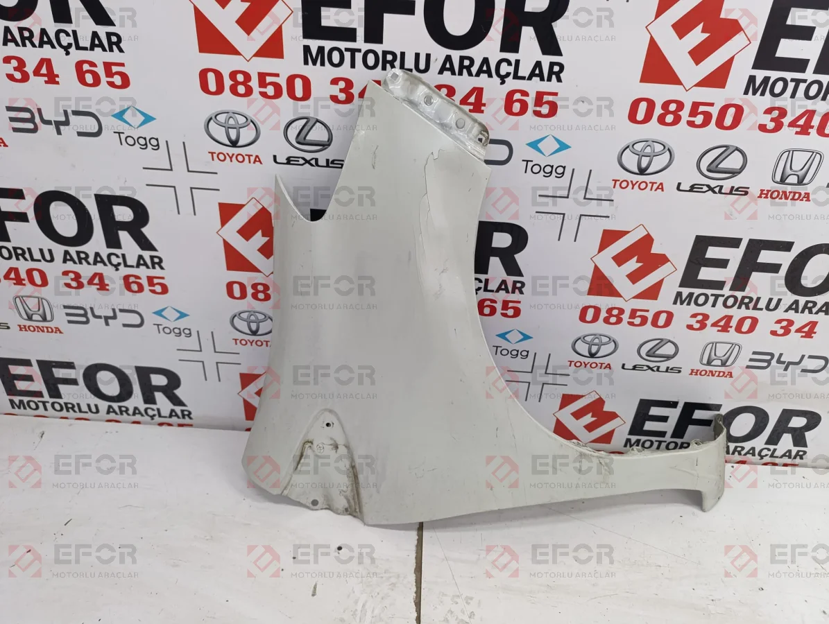 TOYOTA Yaris Ön Çamurluk 2012-2019