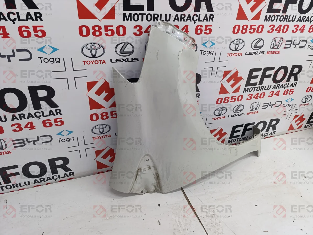TOYOTA Yaris Ön Çamurluk 2012-2019