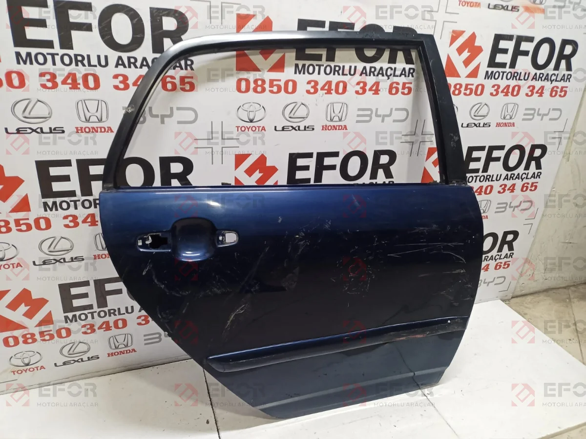 TOYOTA Corolla Arka Kapı 2002-2007