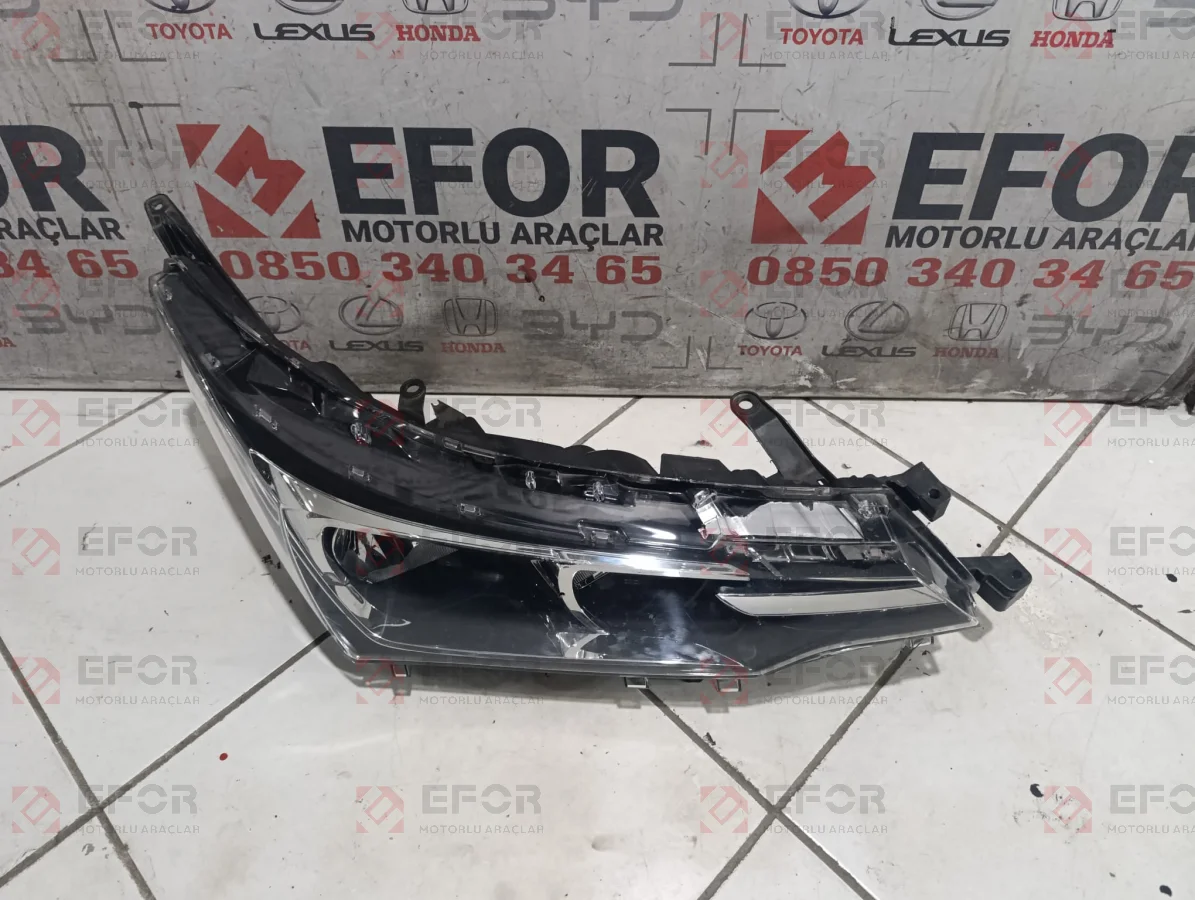 TOYOTA Corolla Sağ Far Lambası 2026-2018