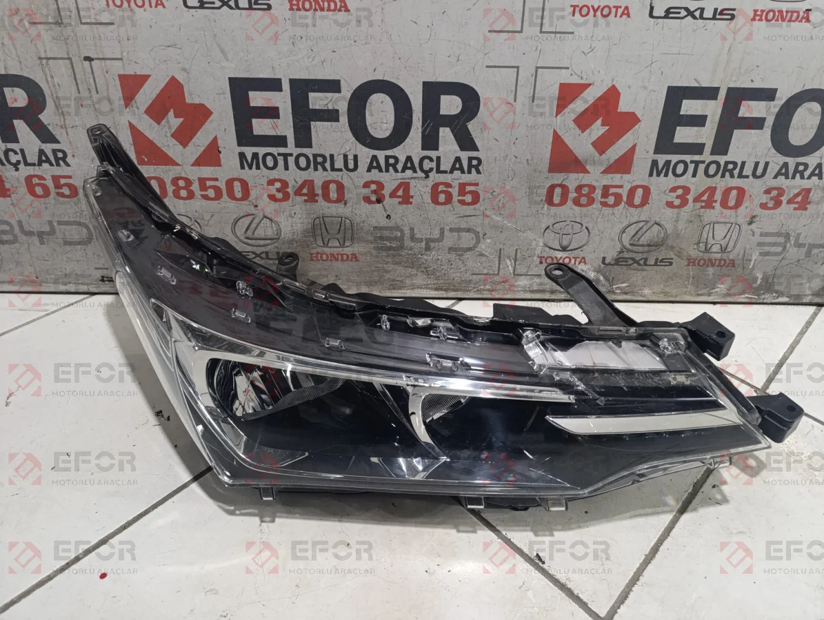 TOYOTA Corolla Sağ Far Lambası 2026-2018