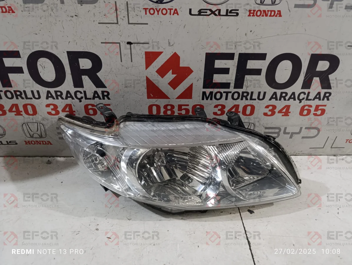 TOYOTA Corolla Sağ Far Lambası 2007-2010