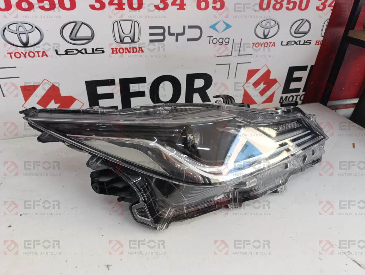 TOYOTA Corolla Sağ Far Lambası 2019-2026