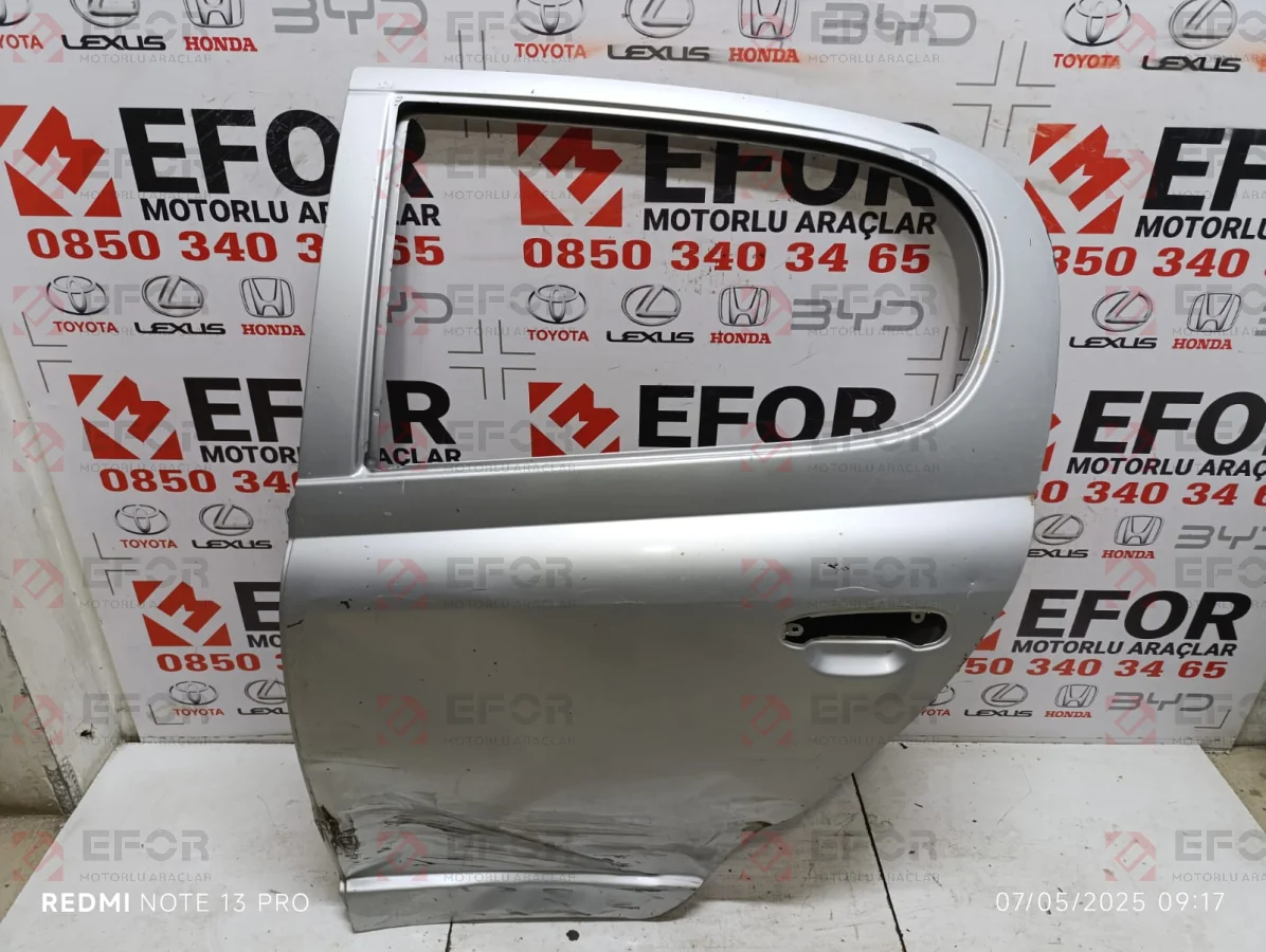 TOYOTA Yaris Arka Kapı 2000-2006