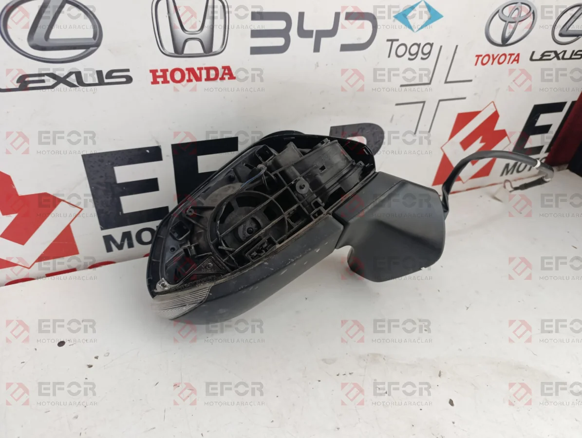 TOYOTA Yaris Cross Sağ Dış Ayna Komple 2024-2026