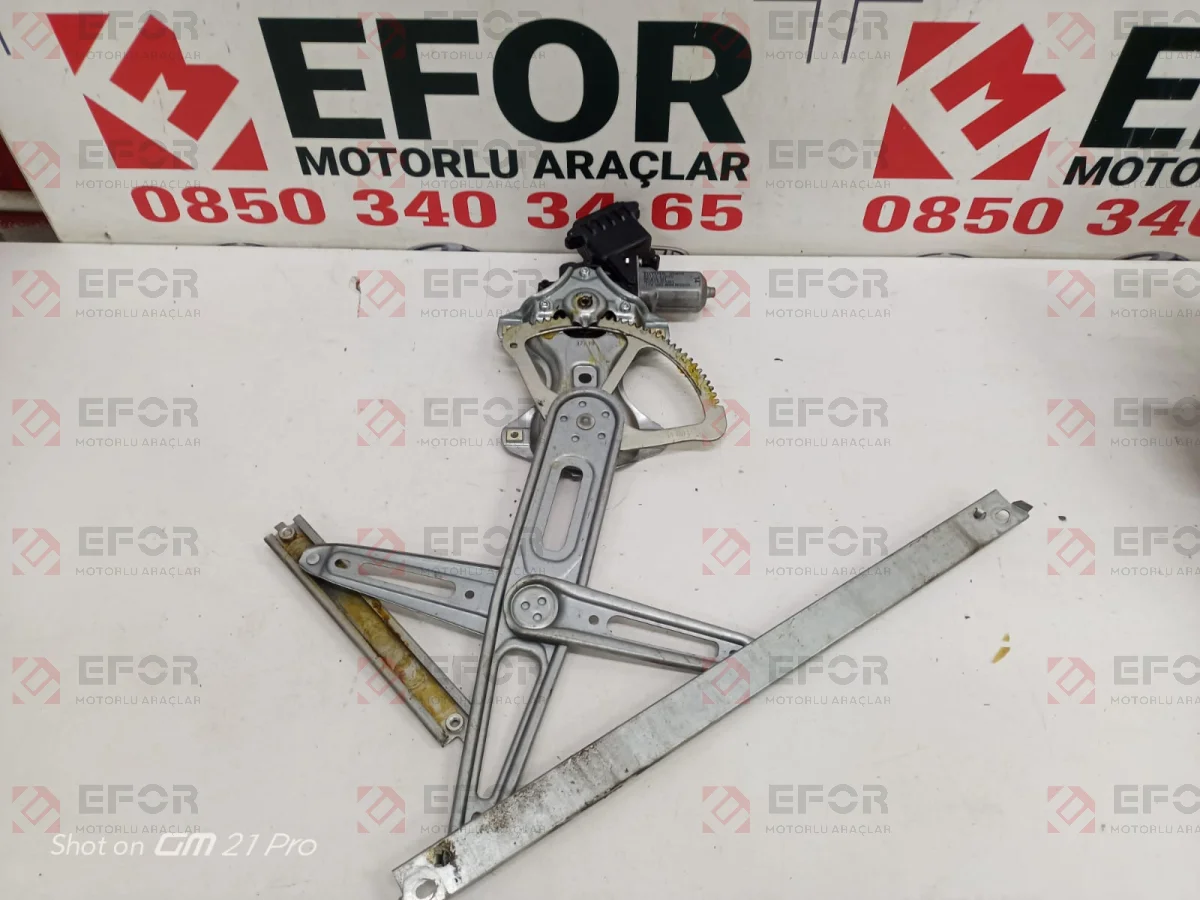 TOYOTA Corolla Sol Ön Cam Krikosu 2019-2026