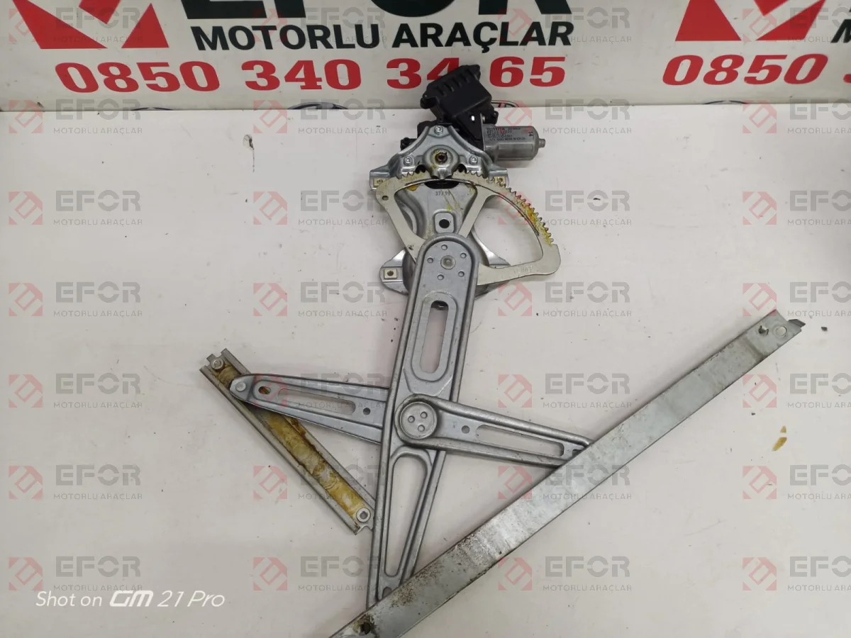 TOYOTA Corolla Sol Ön Cam Krikosu 2019-2026