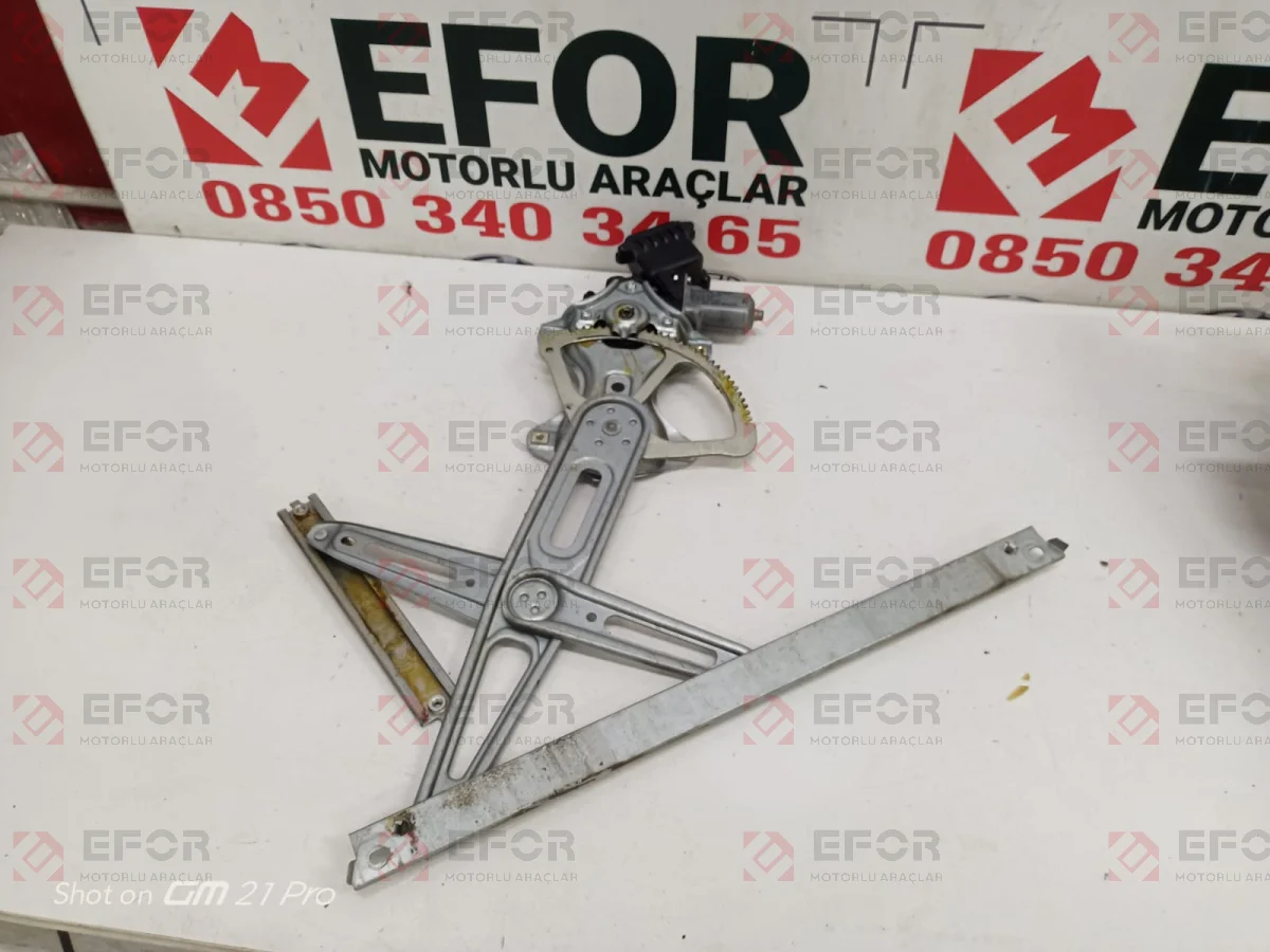 TOYOTA Corolla Sol Ön Cam Krikosu 2019-2026