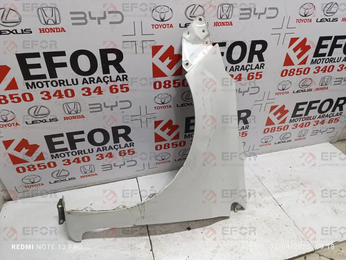 TOYOTA Corolla Ön Çamurluk 2013-2018