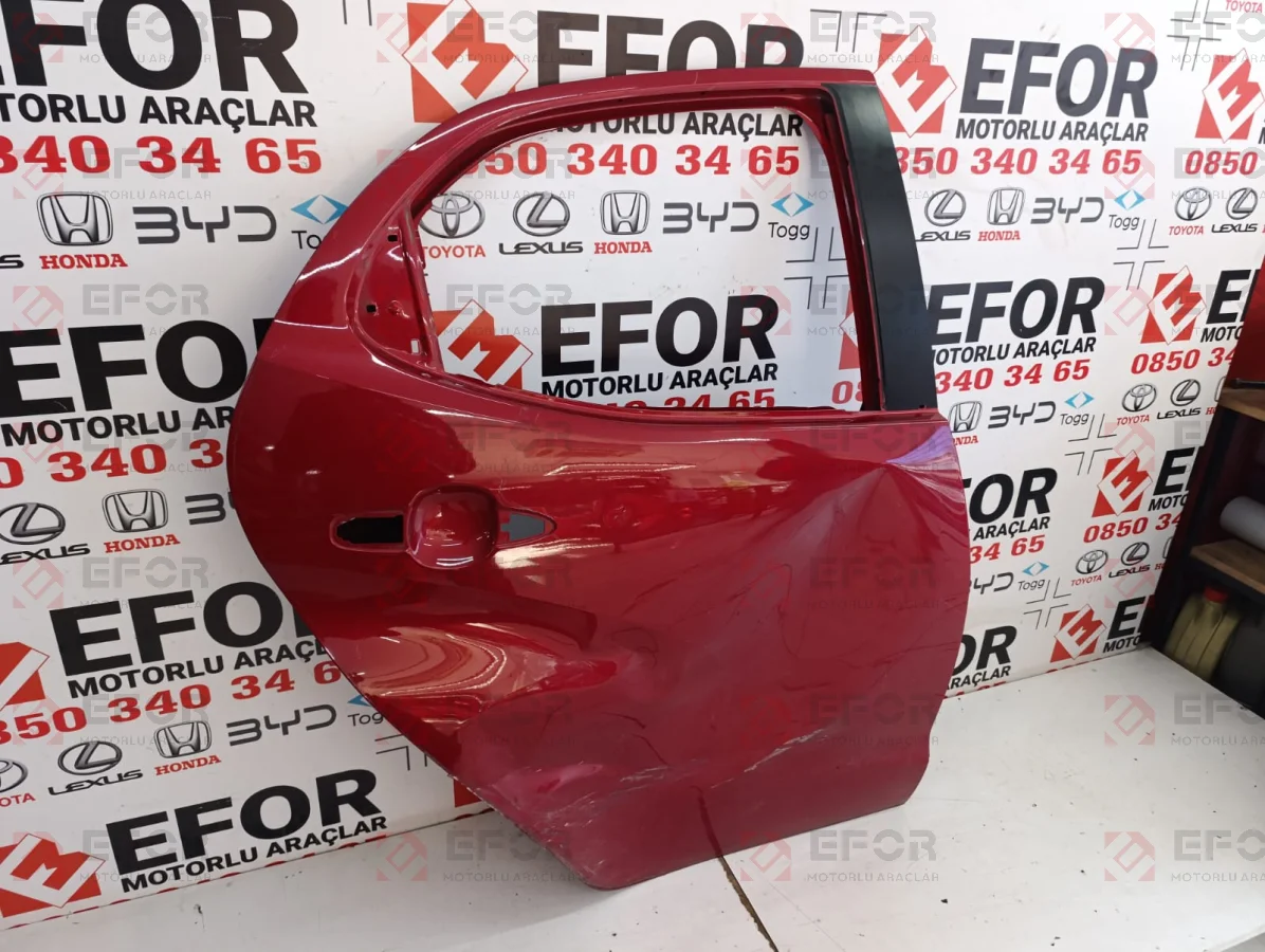 TOYOTA Yaris Arka Kapı 2020-2026