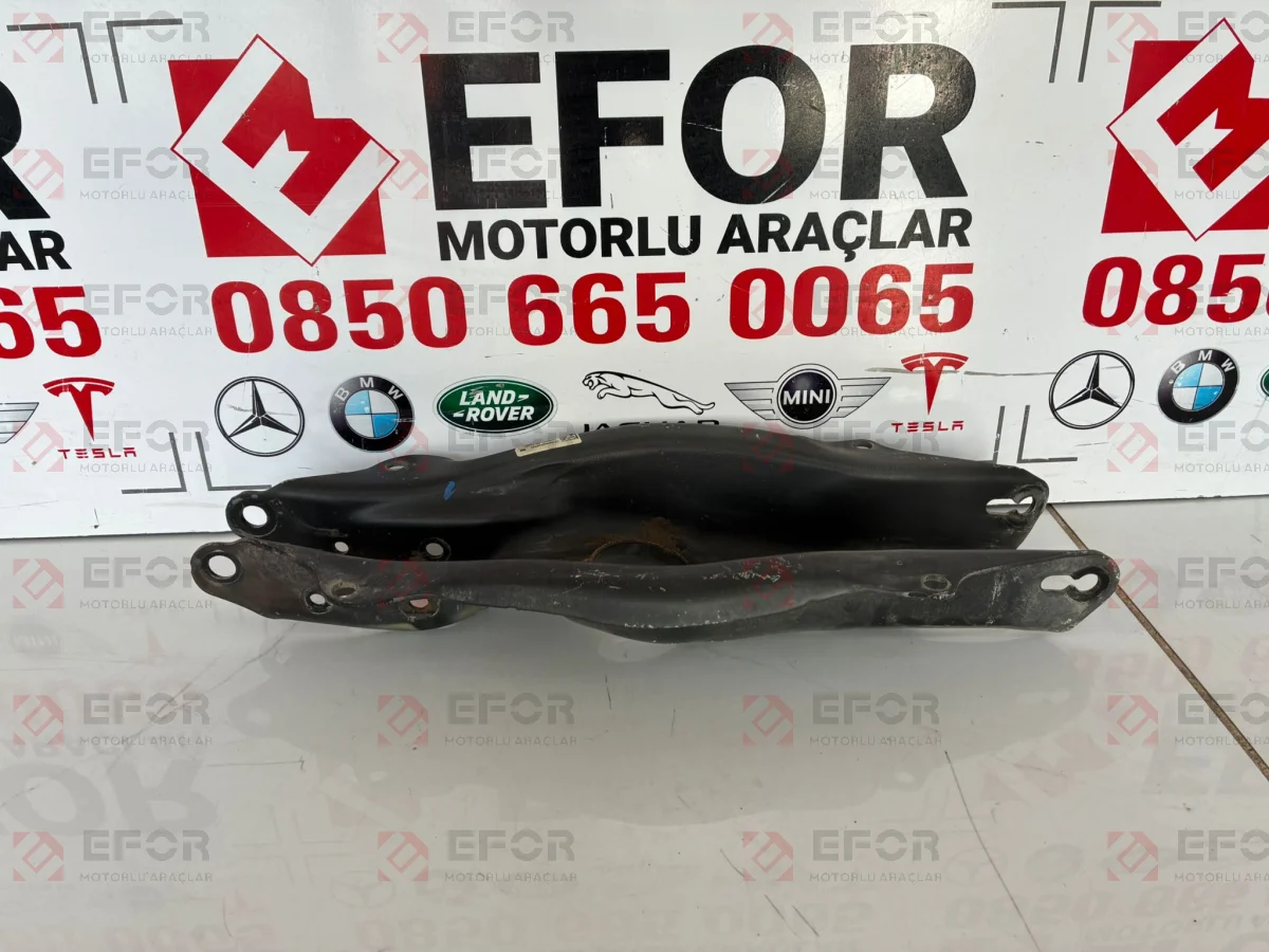 MERCEDES BENZ C Serisi Arka Traversler